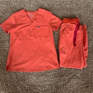 HTF Figs Sunset Orange Scrub Set S/SP